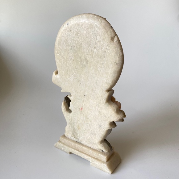 Vintage Chinese Nephrite Sculpture: Birds in Rosebush, Hand-Carved - Picture 3 of 16